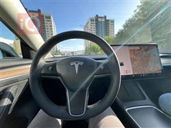 تسلا موديل 3